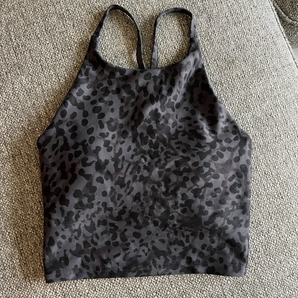 Old Navy Active Workout Cropped Cheetah Tank